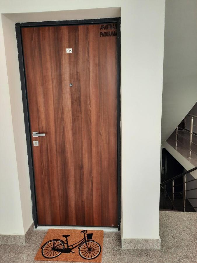 Apartman Panorama เทรบินเย ภายนอก รูปภาพ