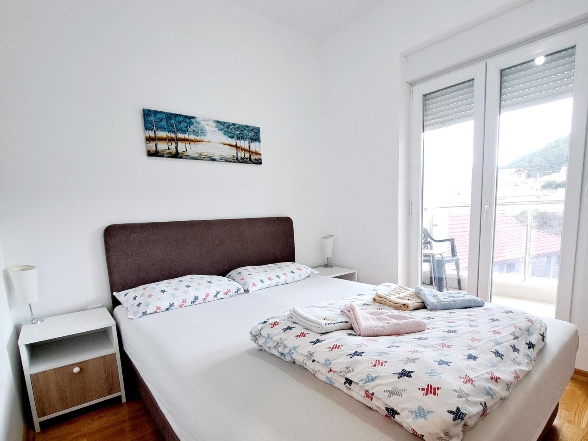 Apartman Panorama เทรบินเย ภายนอก รูปภาพ
